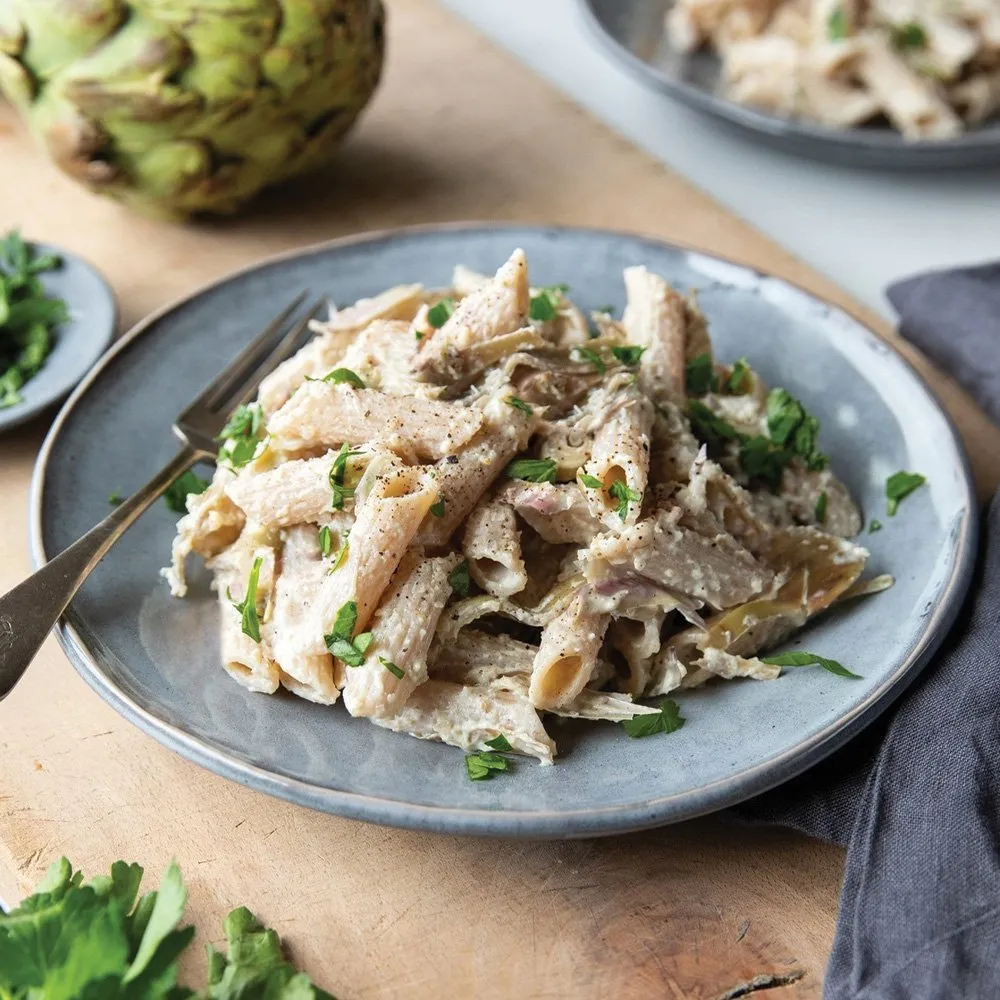 συνταγή πέννες χωρίς γλουτένη με αγκινάρες και παρμεζάνα